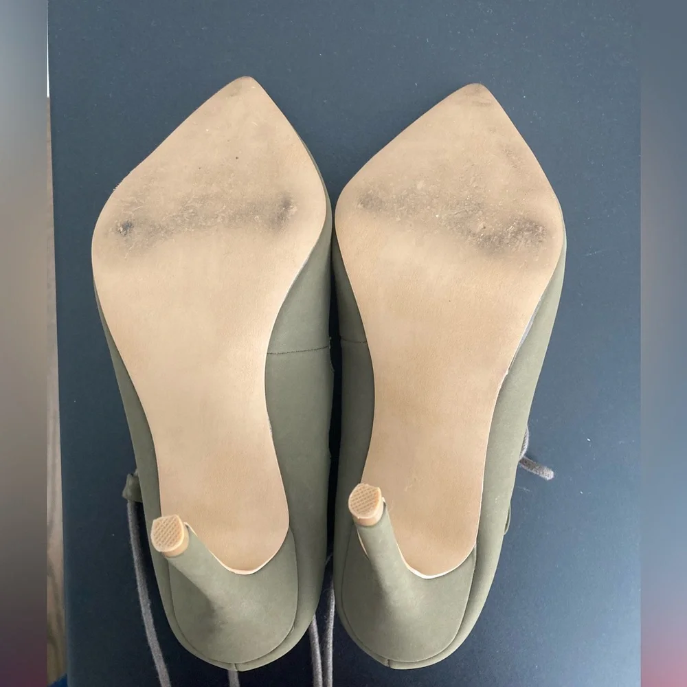 Steve Madden Heels Size 6 - Picture 4 of 4